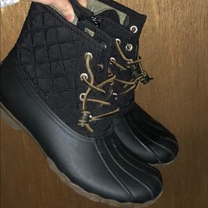 Black Sherry Waterproof Boots